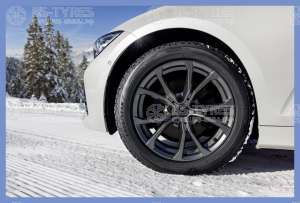 Goodyear Ultra Grip Performance 3 225/40 R18 92V