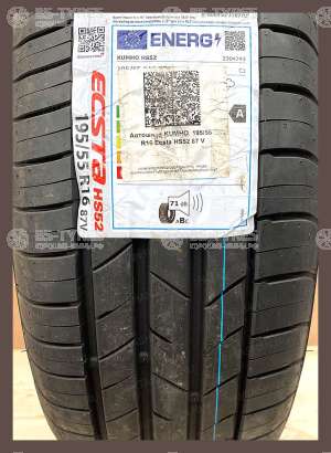Kumho Ecsta HS52 215/65 R17 99V