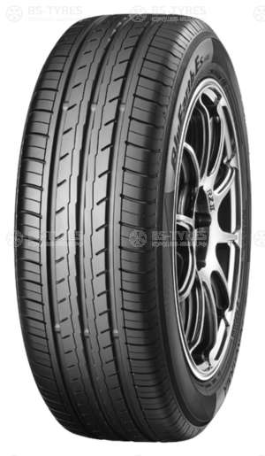 Yokohama BluEarth-Es32 215/50 R17 95V